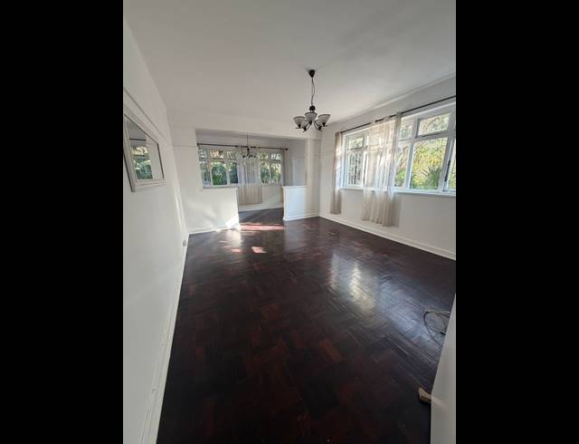 2 BEDROOM APARTMENT FOR SALE IN GLENWOOD